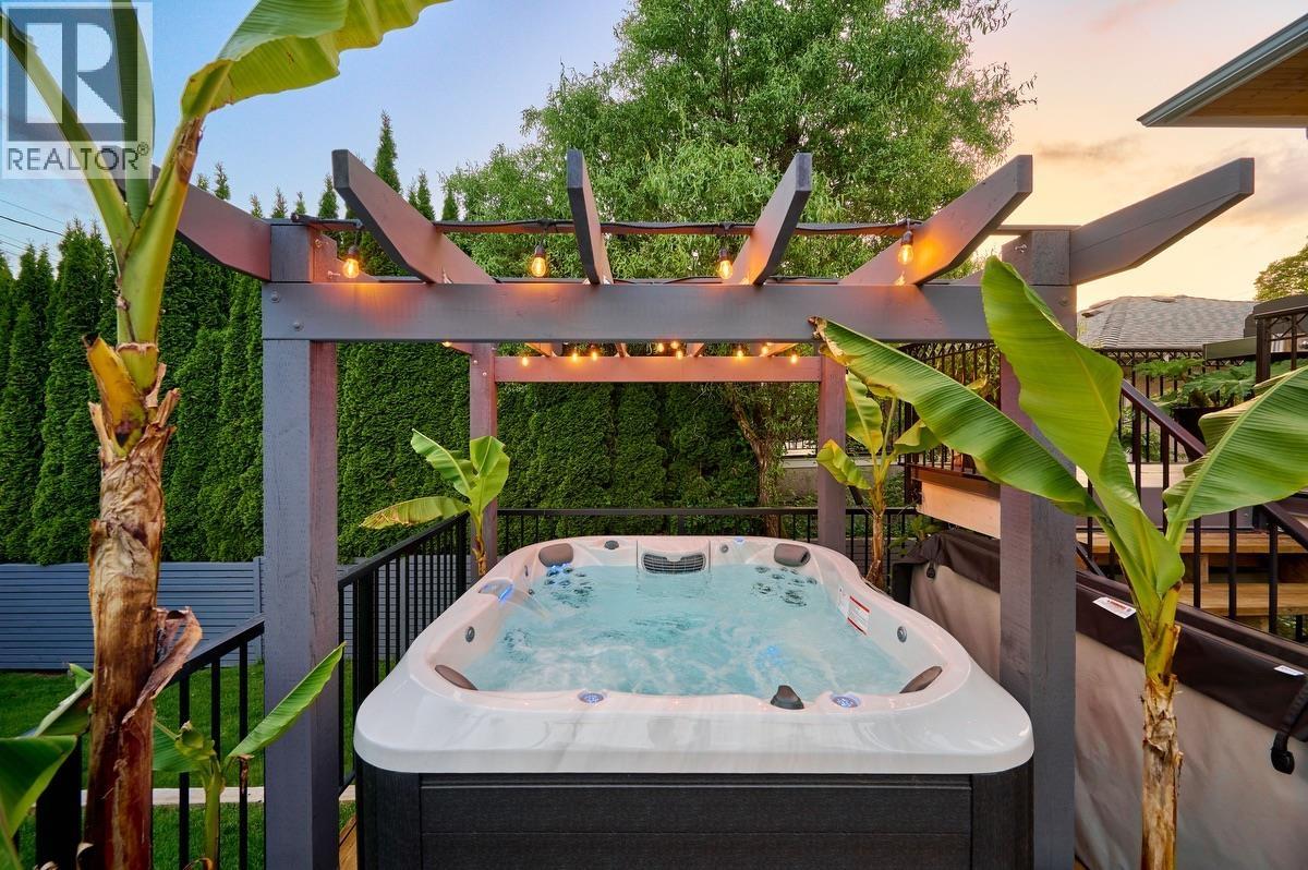 449 E 15TH STREET, North Vancouver