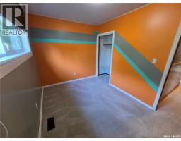 304 Second Avenue E, Lampman, SK S0C1N0 Photo 18
