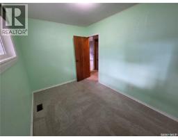 304 Second Avenue E, Lampman, SK S0C1N0 Photo 17