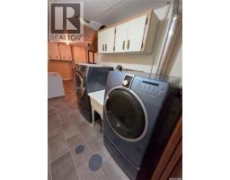 304 Second Avenue E, Lampman, SK S0C1N0 Photo 34