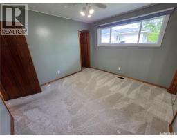 304 Second Avenue E, Lampman, SK S0C1N0 Photo 22