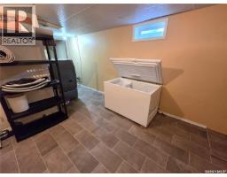 304 Second Avenue E, Lampman, SK S0C1N0 Photo 32