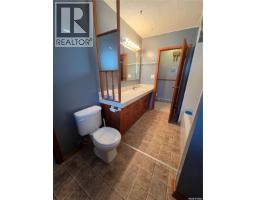 304 Second Avenue E, Lampman, SK S0C1N0 Photo 26