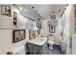 28 Simcoe Street, Kawartha Lakes, ON K9V2G4 Photo 13