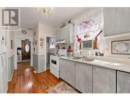 28 Simcoe Street, Kawartha Lakes, ON K9V2G4 Photo 9