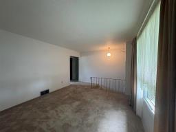 2pc Ensuite bath - 12 Earl Avenue, Dauphin, MB R7N0N3 Photo 7