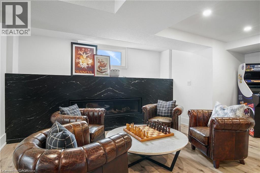 1277 CAMERON Road - Image 39