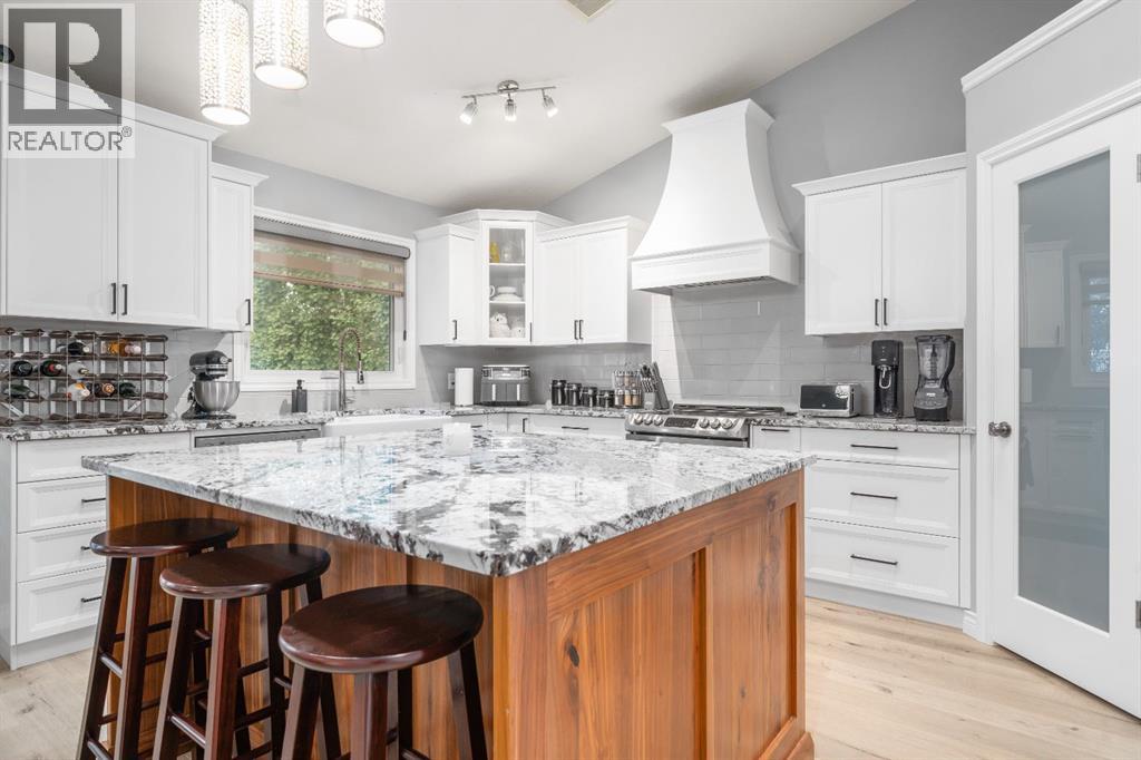 896 Spruce Way SE, Medicine Hat — photo 9