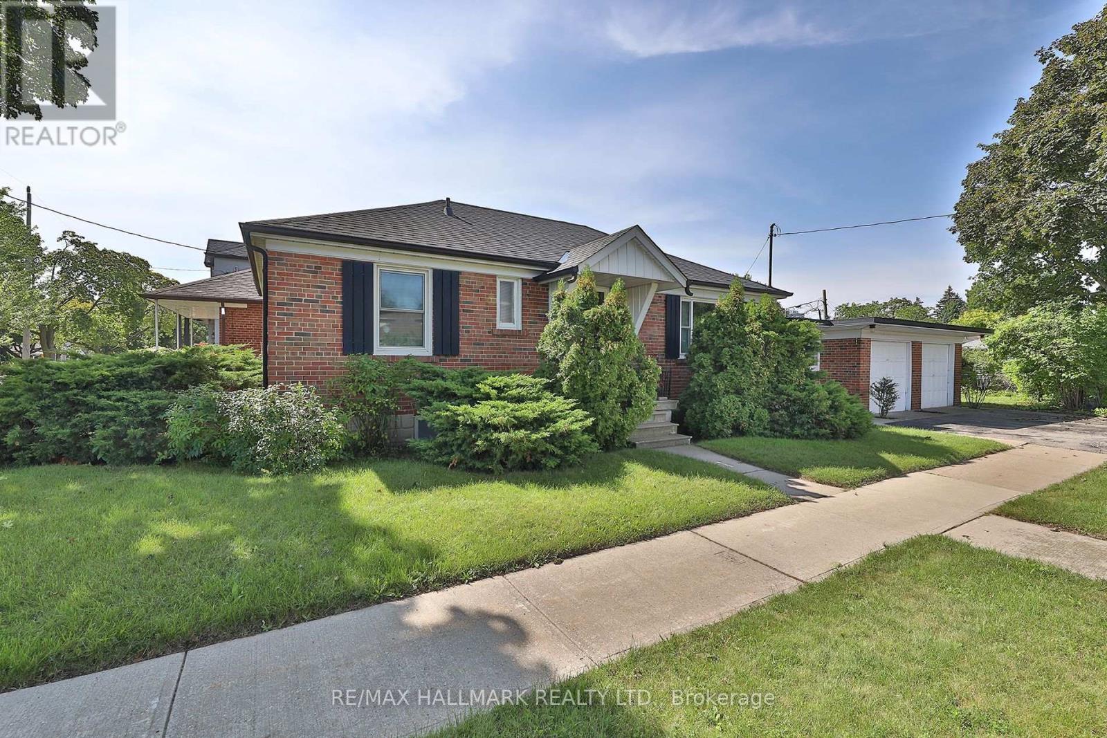 55 ATHOL AVENUE - 2