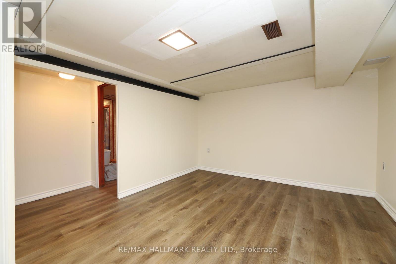 55 ATHOL AVENUE - 21