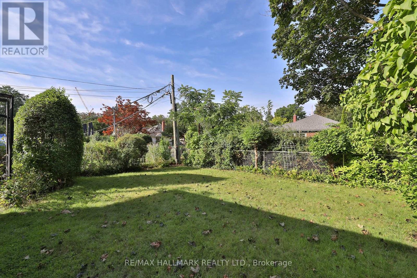 55 ATHOL AVENUE - 28