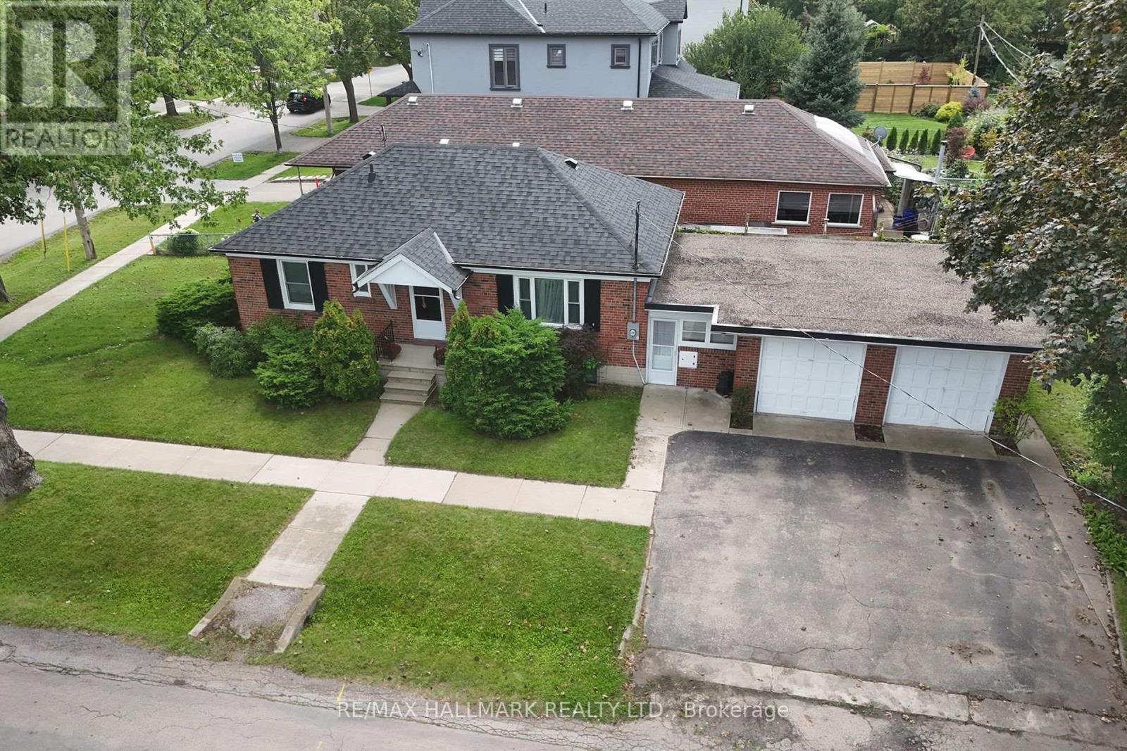 55 ATHOL AVENUE - 3