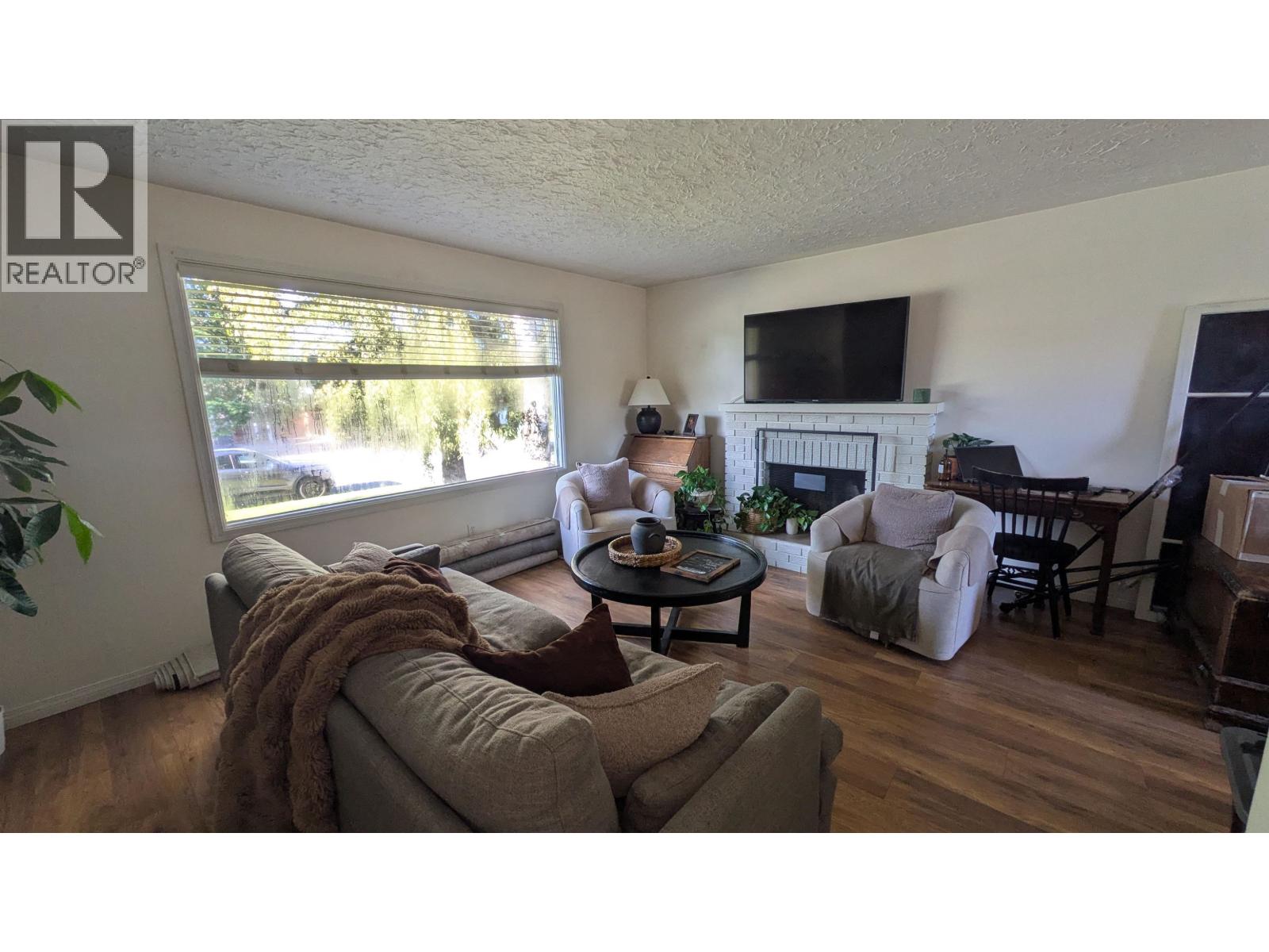 7207 IMPERIAL CRESCENT - 4
