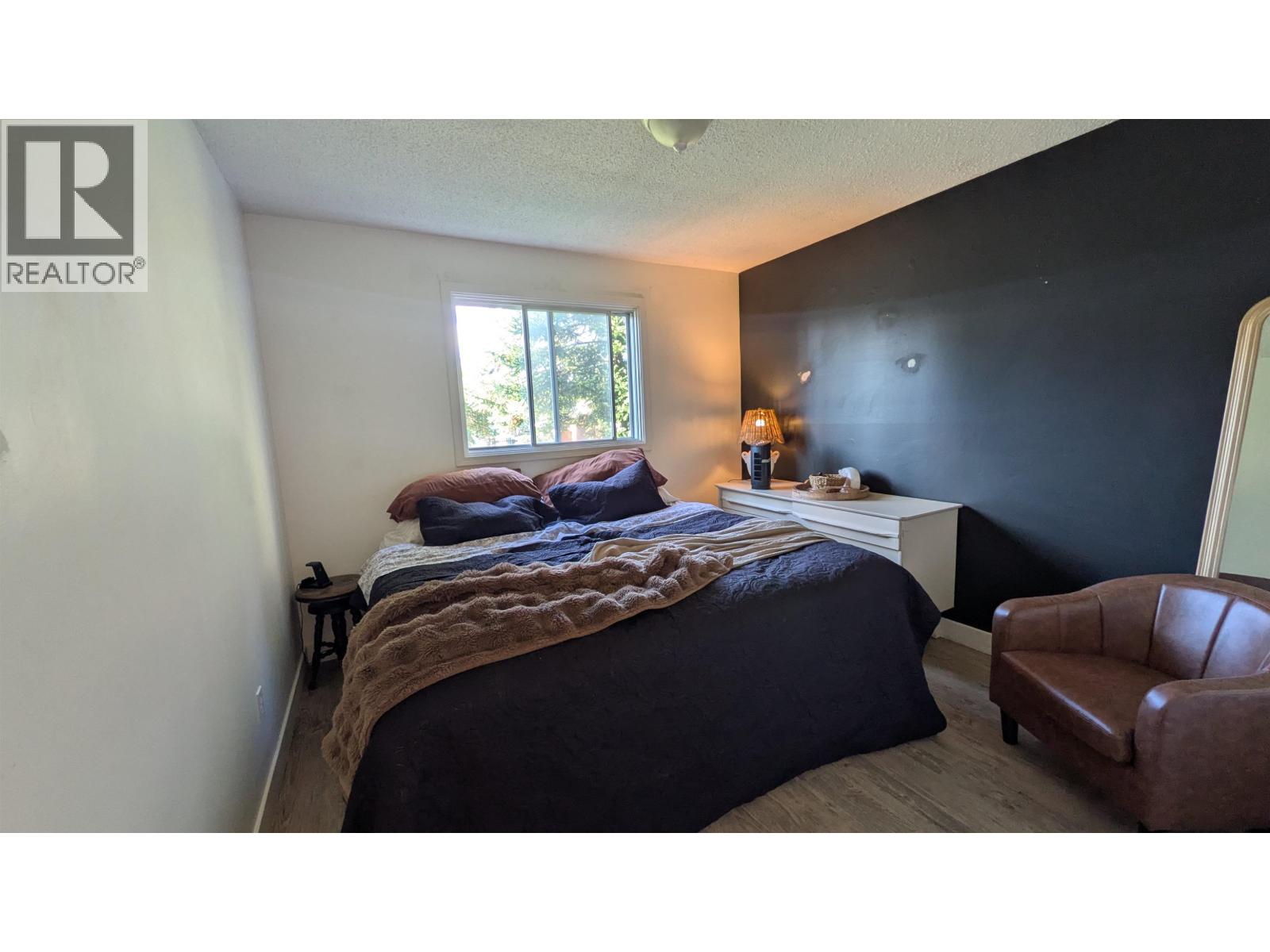 7207 IMPERIAL CRESCENT - 5