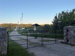 Foyer - 468 4th Street Ne, Minnedosa, MB R0J1E0 Photo 10