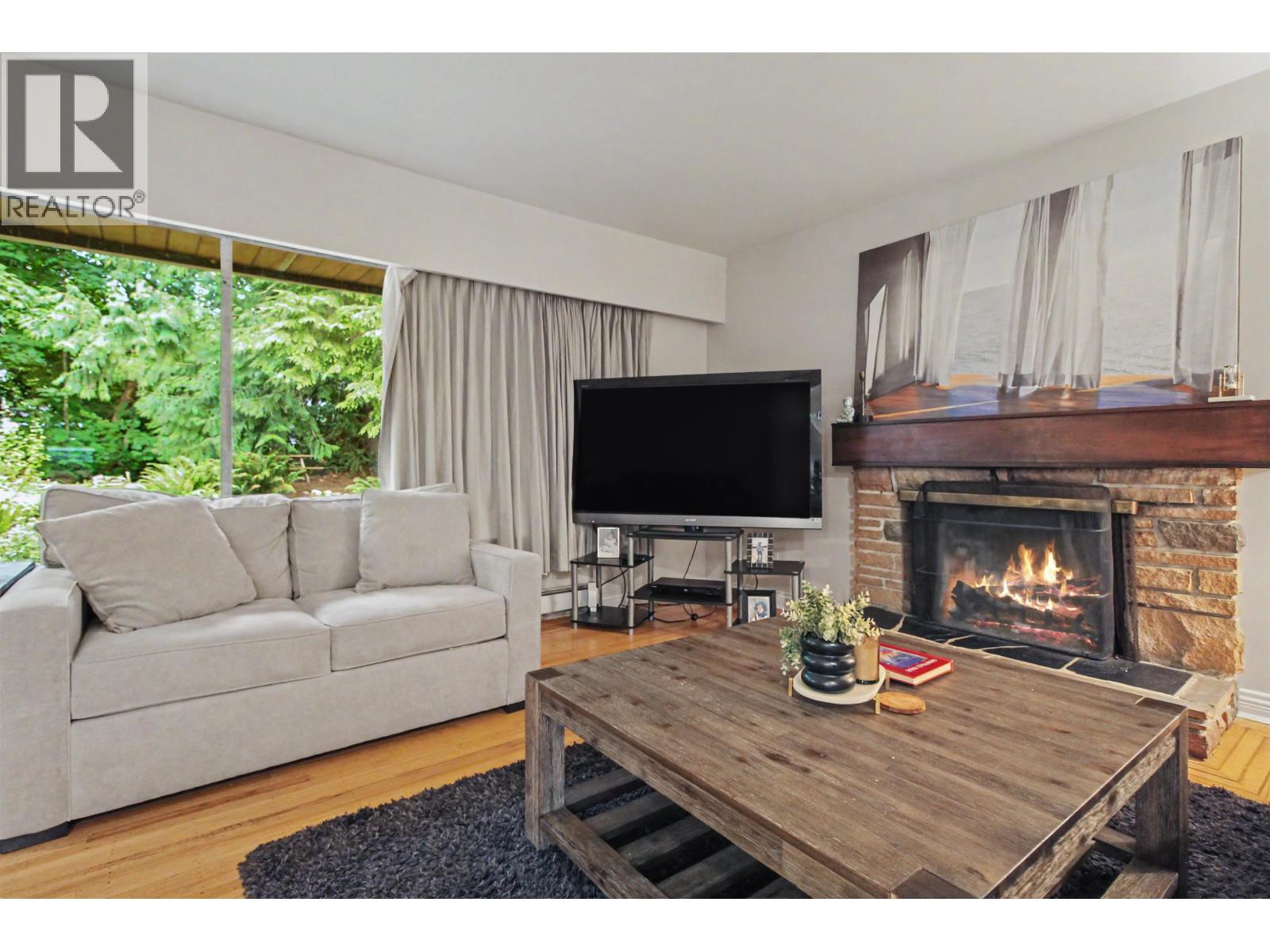 4321 KEITH ROAD, West Vancouver — photo 6