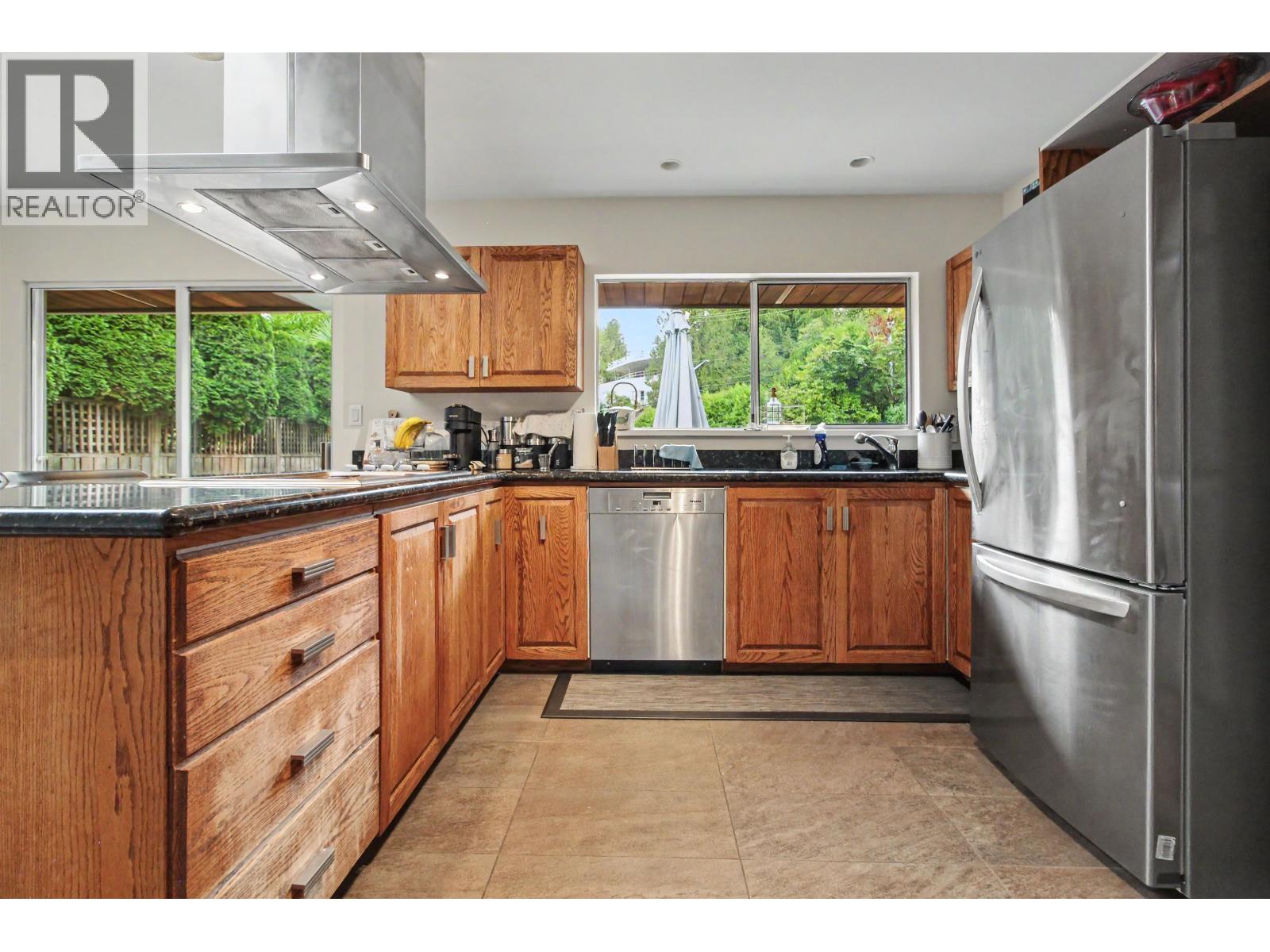 4321 KEITH ROAD, West Vancouver — photo 9