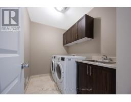 818 Clapham Terrace, Ottawa, ON K2S2N8 Photo 35