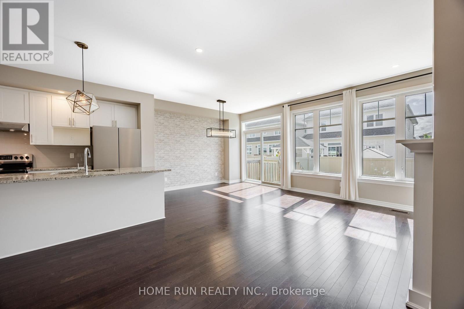 818 CLAPHAM TERRACE, Ottawa — photo 8