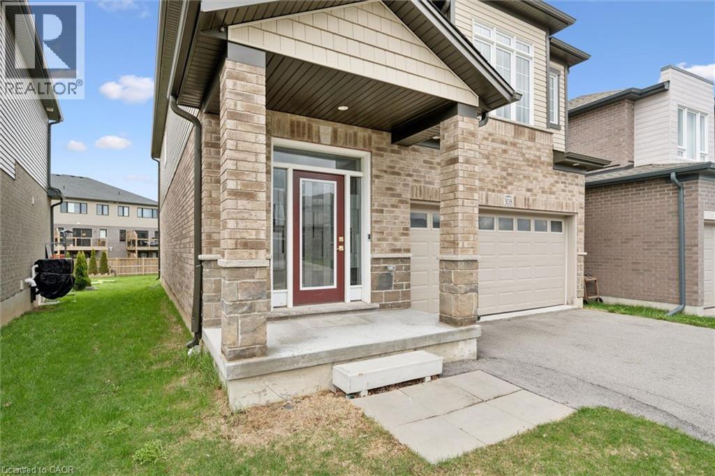308 FREURE Drive — photo 3
