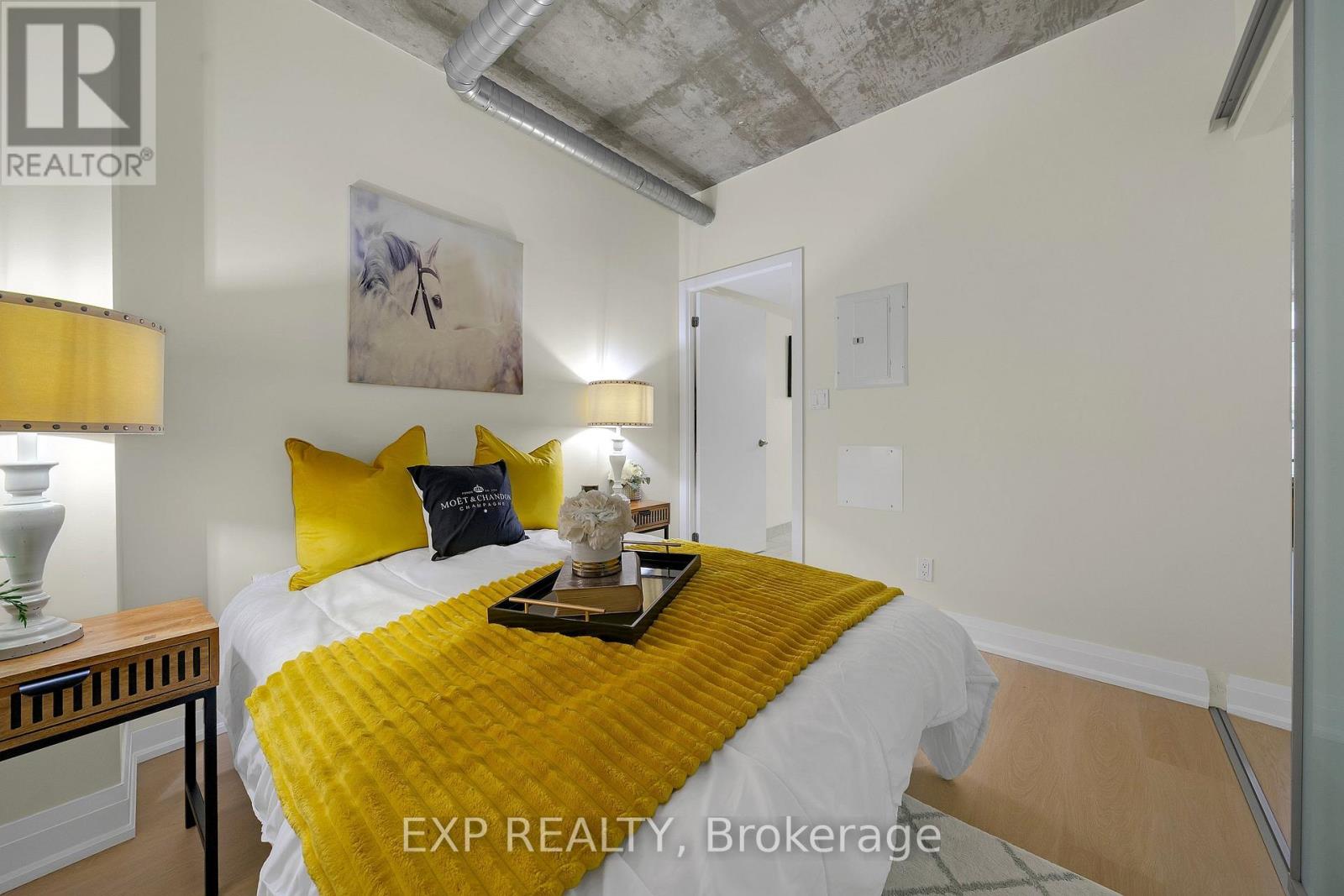 #403 150 SUDBURY STREET - 13