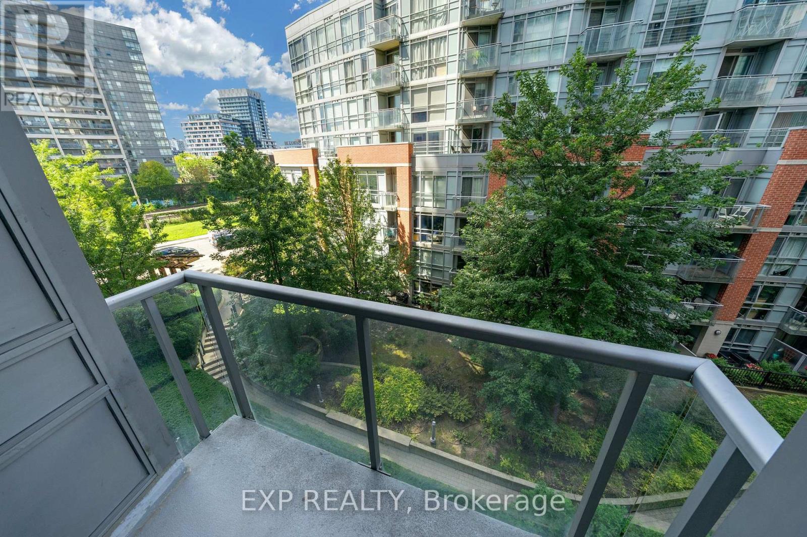 #403 150 SUDBURY STREET - 15