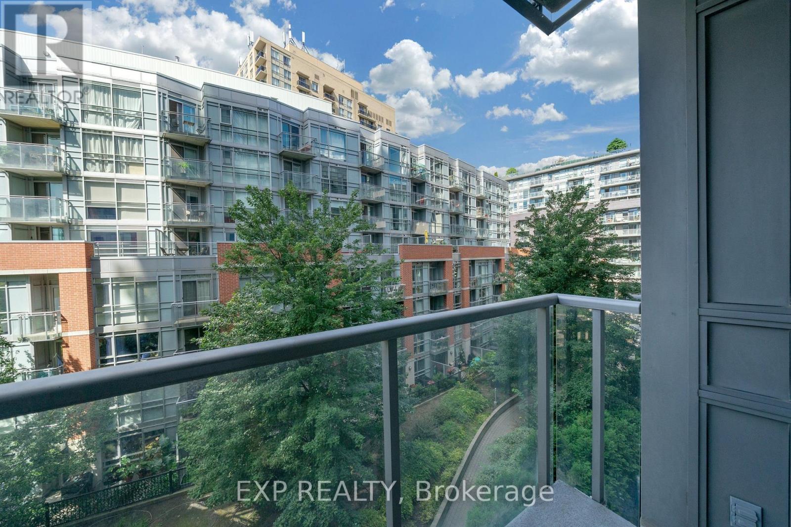 #403 150 SUDBURY STREET - 16