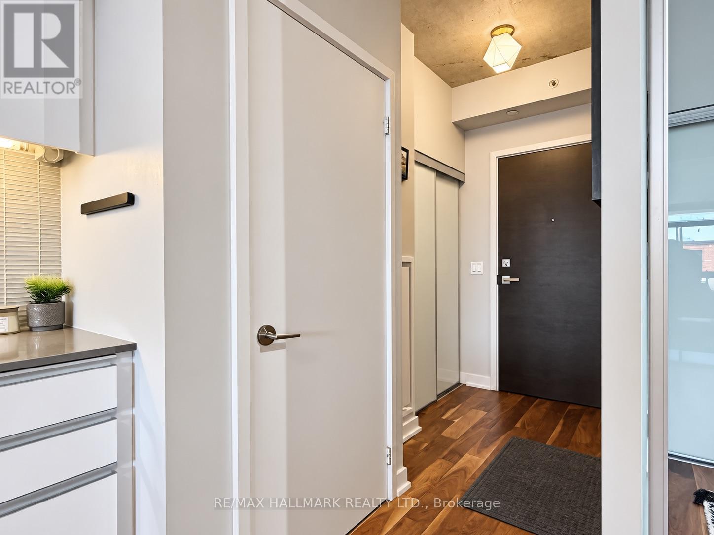 #219 1190 DUNDAS STREET E - 28