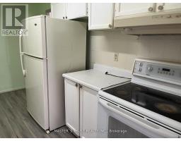 Kitchen - 903 - 3420 Eglinton Avenue E, Toronto, ON M1J2H9 Photo 6
