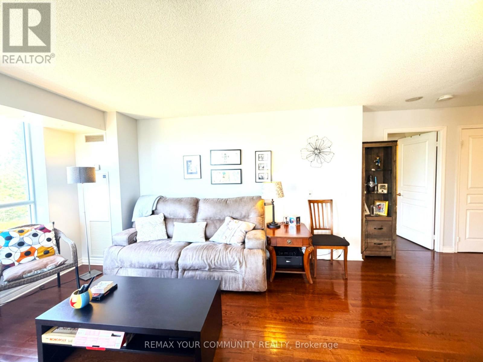 #311 330 RED MAPLE ROAD - Image 27