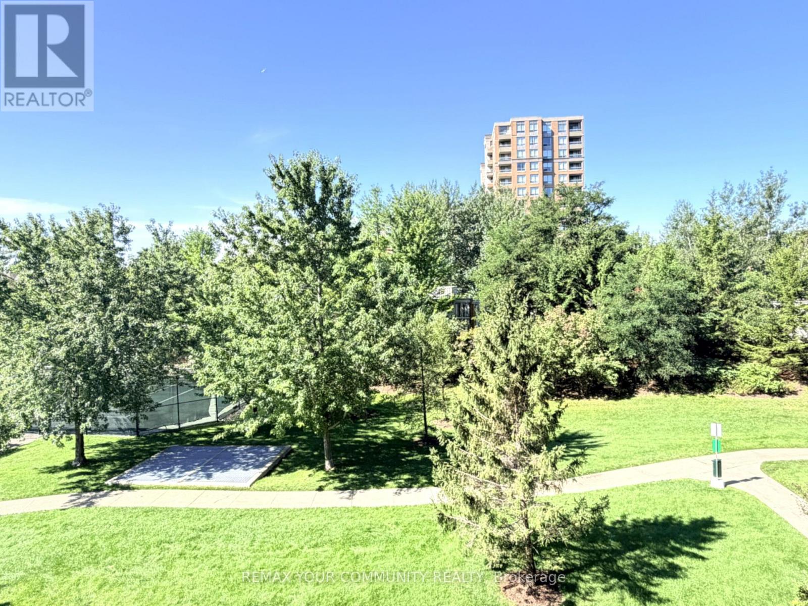#311 330 RED MAPLE ROAD - Image 32