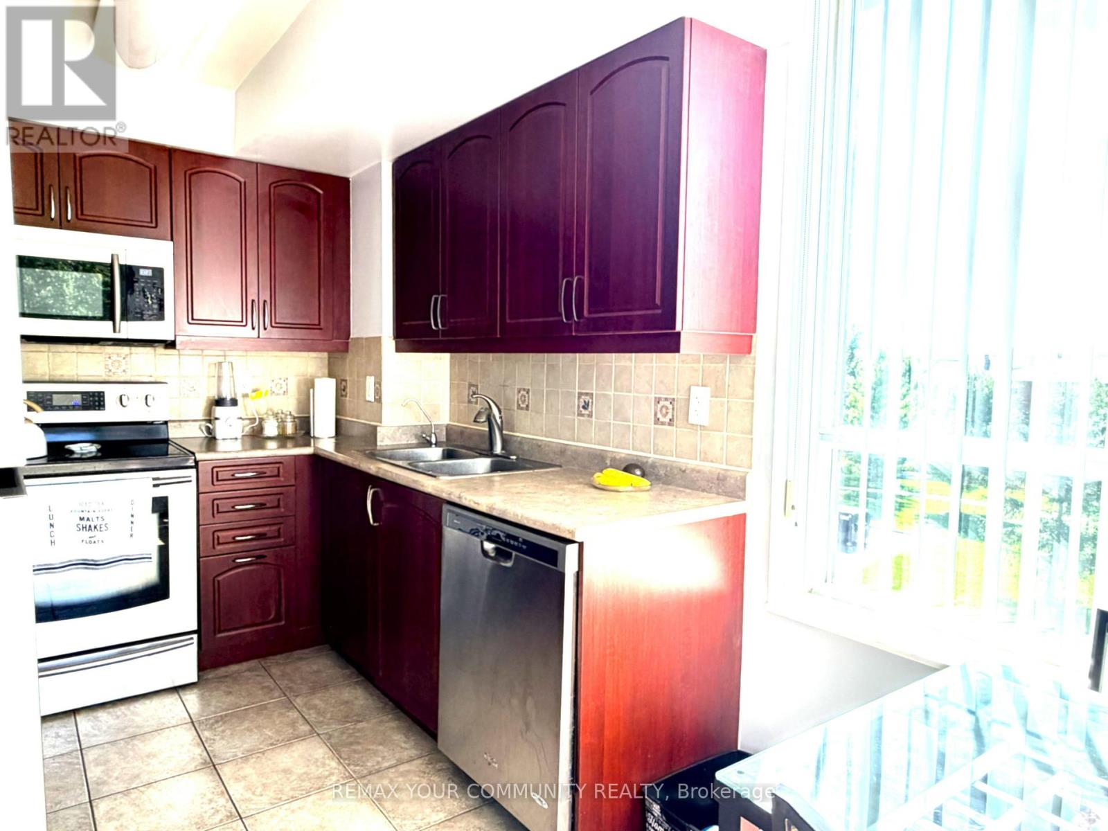#311 330 RED MAPLE ROAD - Image 36