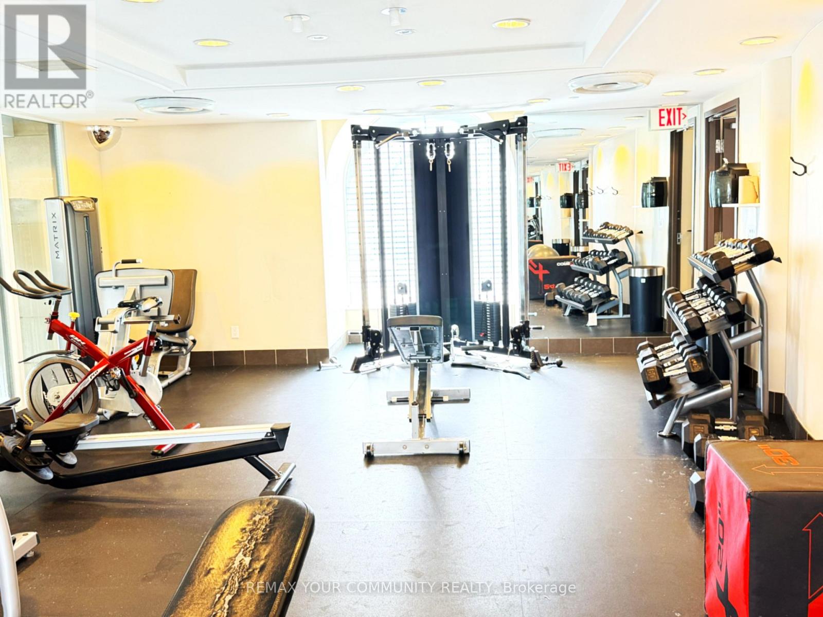 #311 330 RED MAPLE ROAD - Image 41