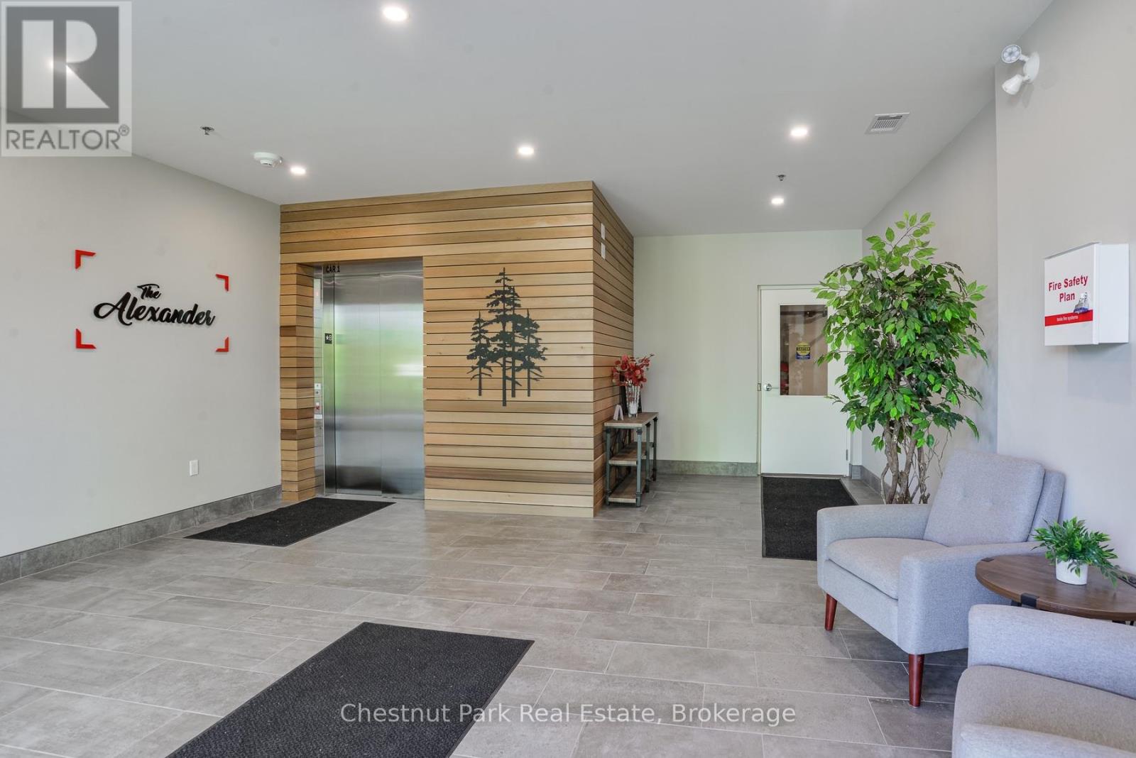 302 - 18 CAMPUS TRAIL, Huntsville (Chaffey) — photo 4