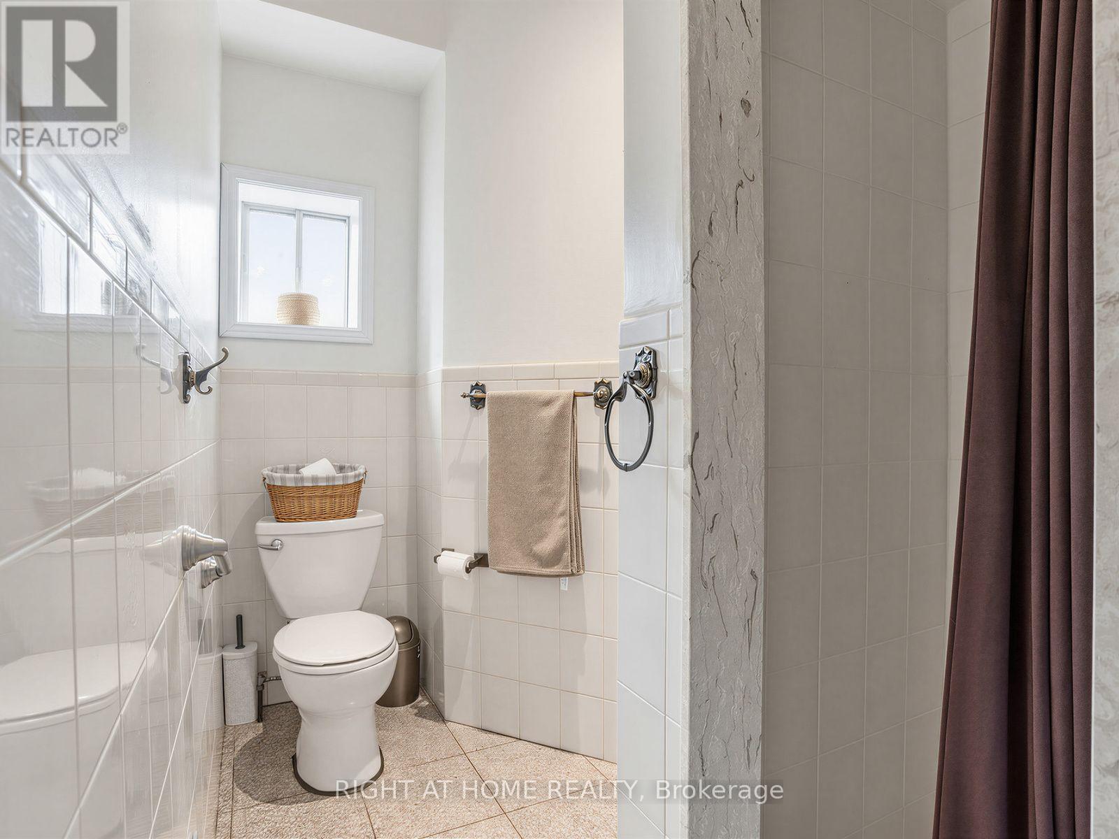 102 JUDSON STREET - 26