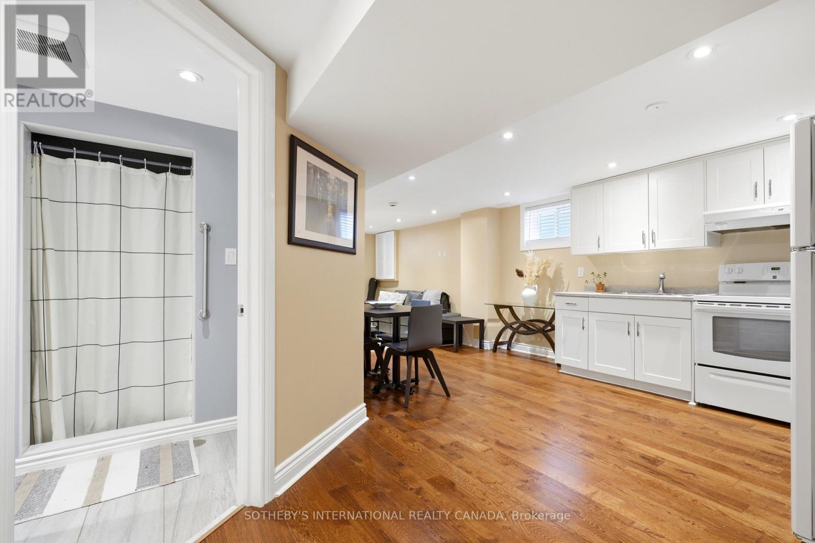 2429 WHALEY DRIVE - 23