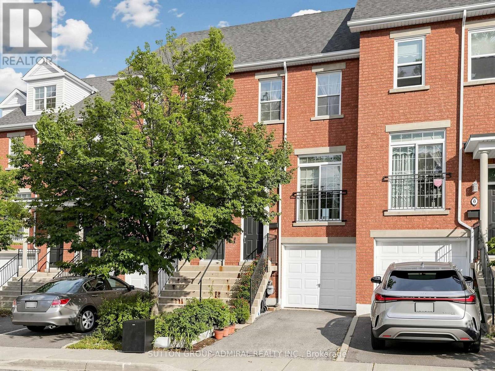 #5 1723 FINCH AVENUE W - 2