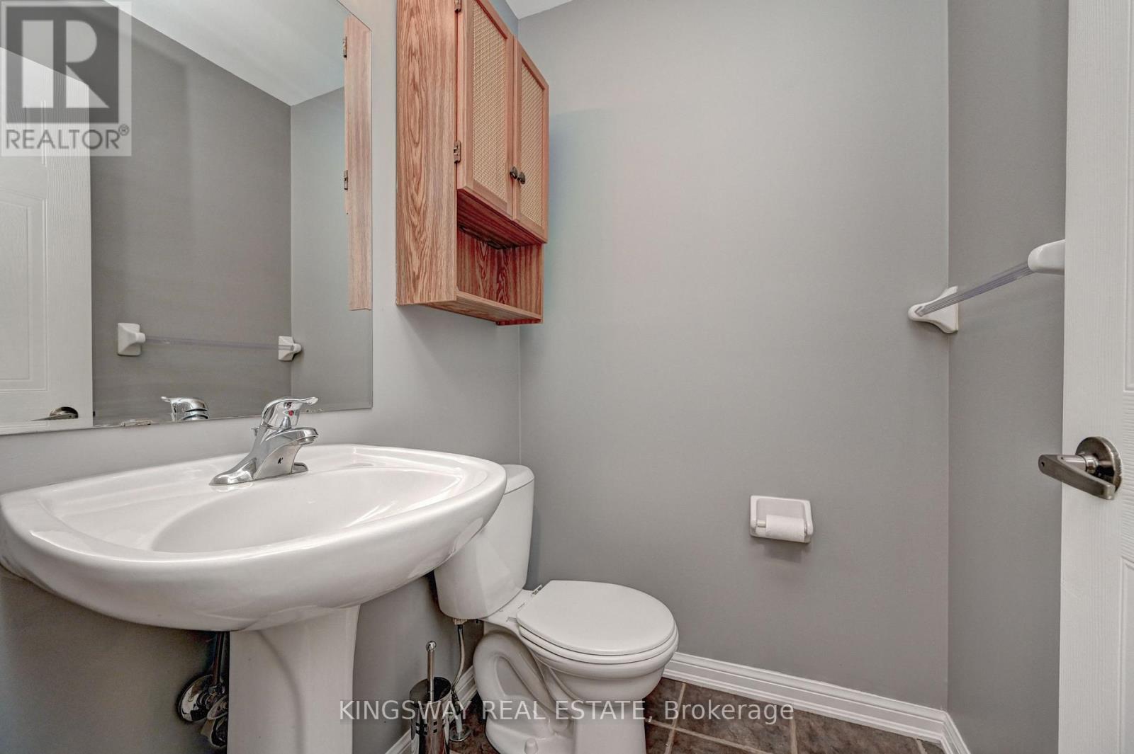 103 BLACKBIRD CIRCLE - 20