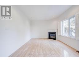 13 Pembrooke Road, Markham, ON L6C2L2 Photo 12