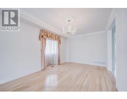 Living room - 13 Pembrooke Road, Markham, ON L6C2L2 Photo 9