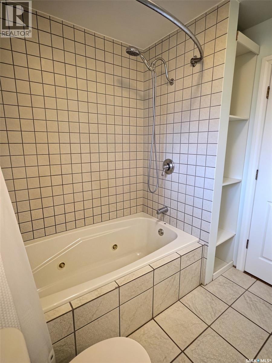 144 McDonald ROAD - 17