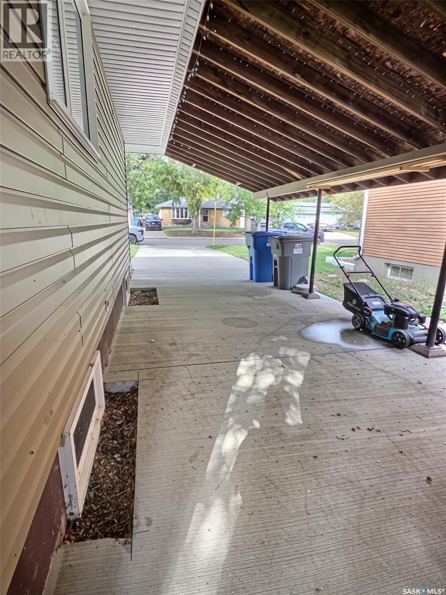144 McDonald ROAD - 41