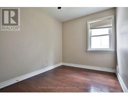 33 Regina Avenue, Toronto, ON M6A1R4 Photo 12