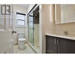 33 Regina Avenue, Toronto, ON M6A1R4 Photo 19