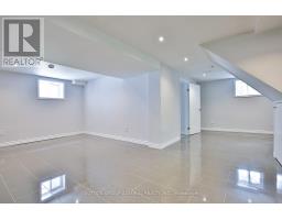 33 Regina Avenue, Toronto, ON M6A1R4 Photo 23