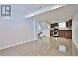 33 Regina Avenue, Toronto, ON M6A1R4 Photo 24