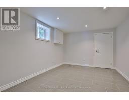 33 Regina Avenue, Toronto, ON M6A1R4 Photo 28