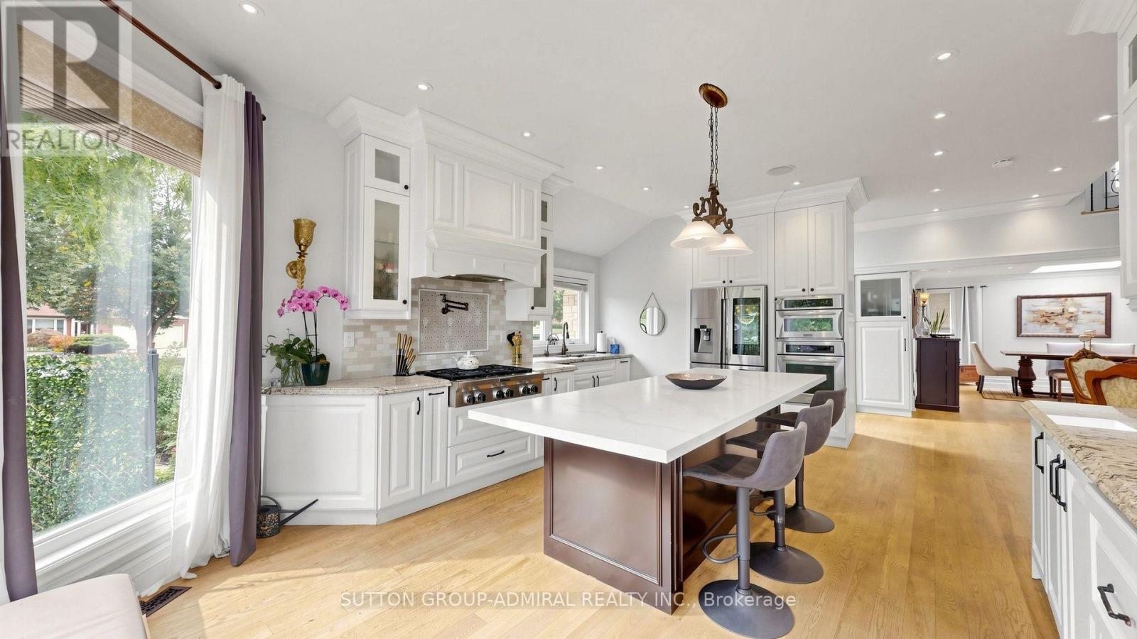 12 SAUNDERS LANE - 11