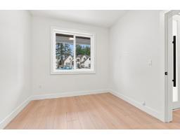 101 14275 Melrose Drive, Surrey, BC V3R5R3 Photo 24