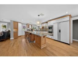 17377 28a Avenue, Surrey, BC V3Z0E7 Photo 13